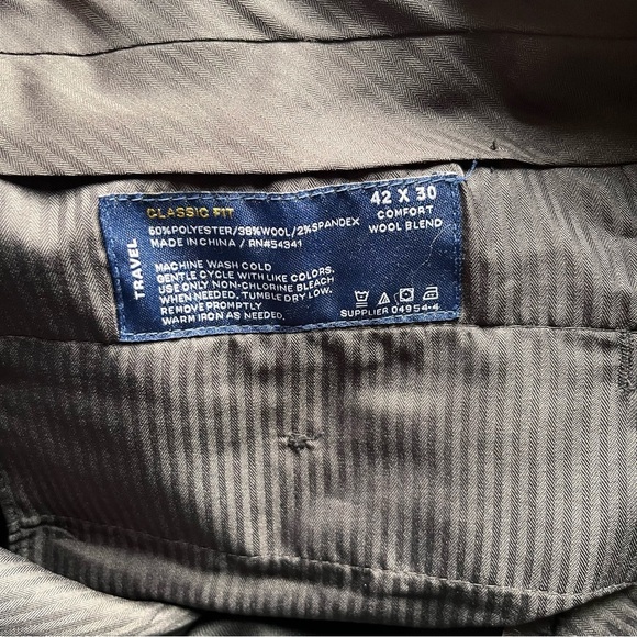 STAFFORD- BUNDLE Black and Tan Men's Dress Pants Size 42X30 - Picture 5 of 7